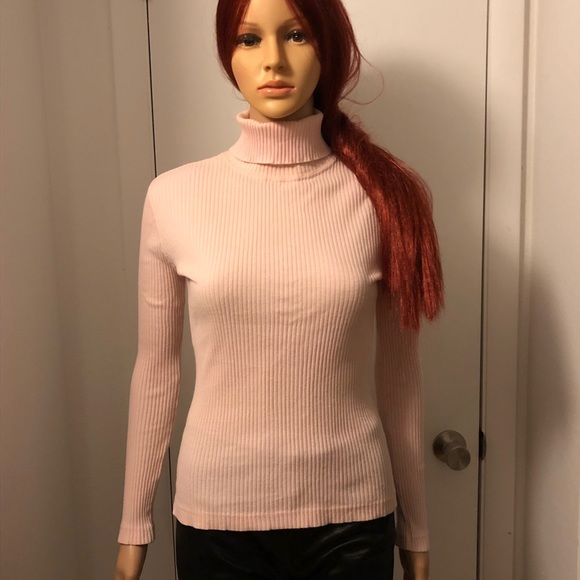 Stefano Basics soft pink turtleneck size medium - Picture 3 of 8